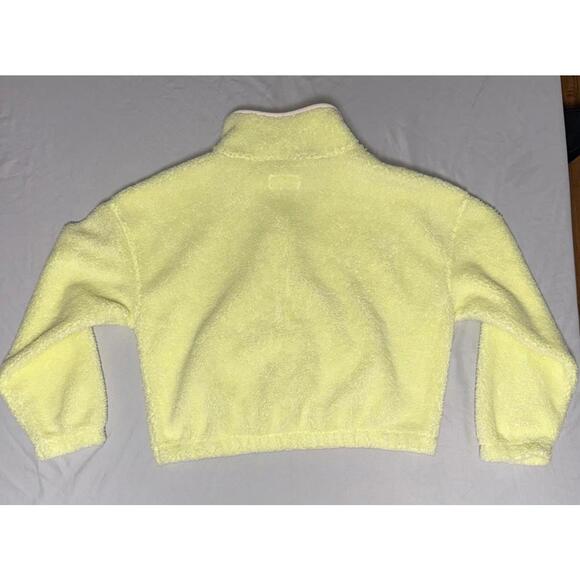 American Eagle Light Yellow Sherpa Fleece Pullover Sweatshirt XS - Picture 2 of 6
